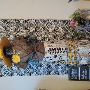 Yellow brown and white floral maxi skirt 1X(14/16)